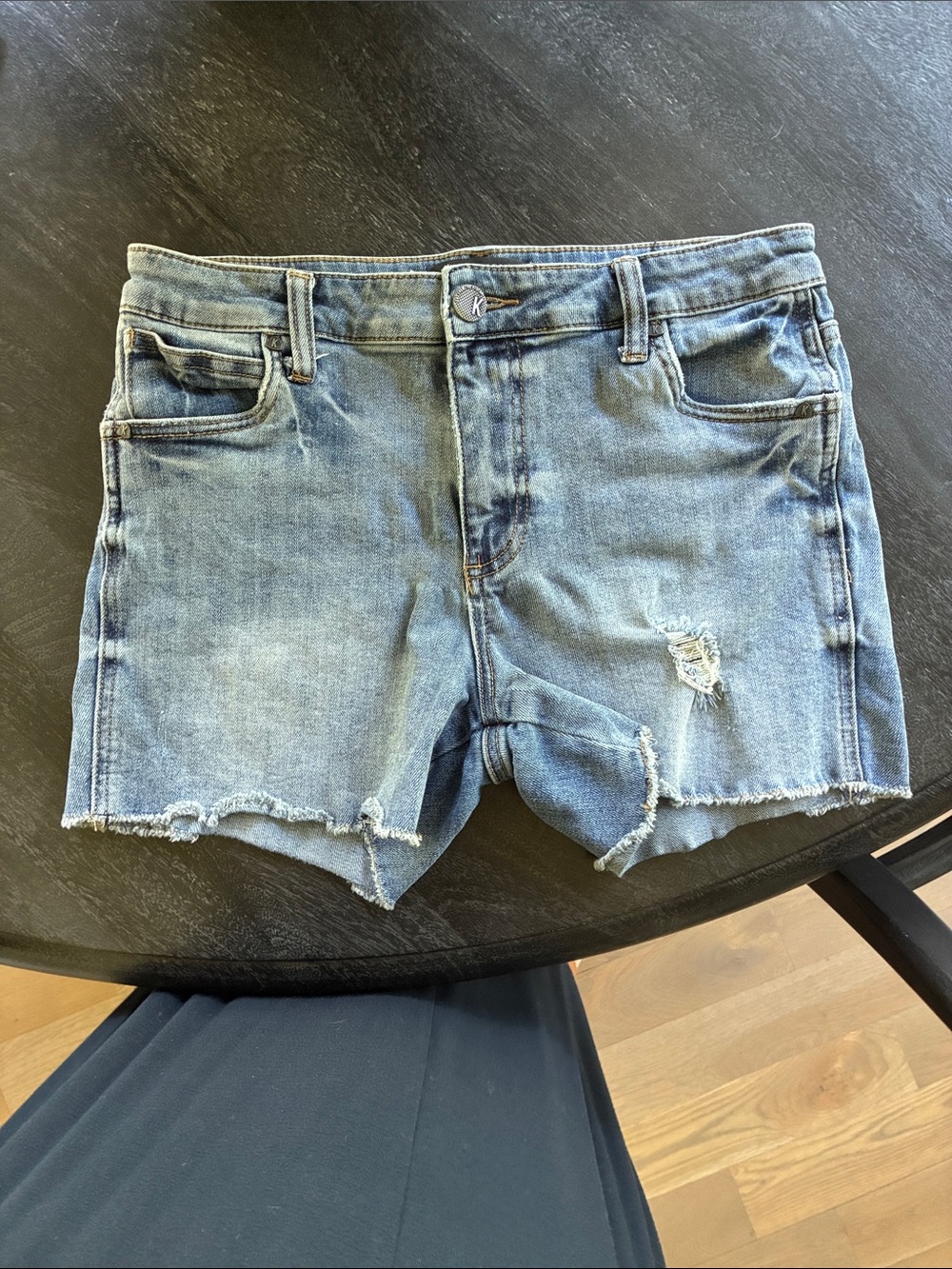 KUT Women's Distressed Shorts - Light Blue - Picture 4 of 5